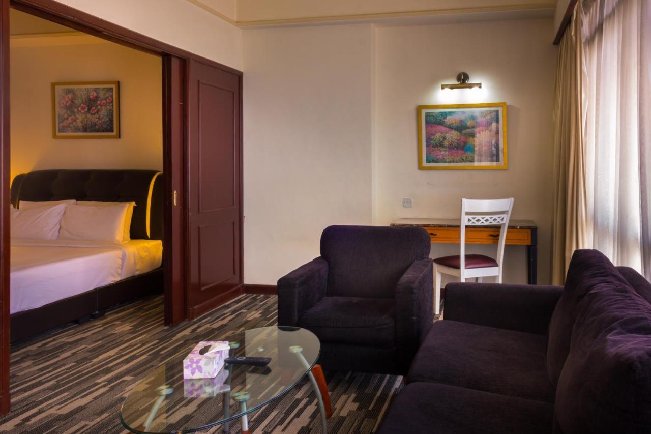 Rainbow Service Suite At Times Square Kuala Lumpur Luaran gambar